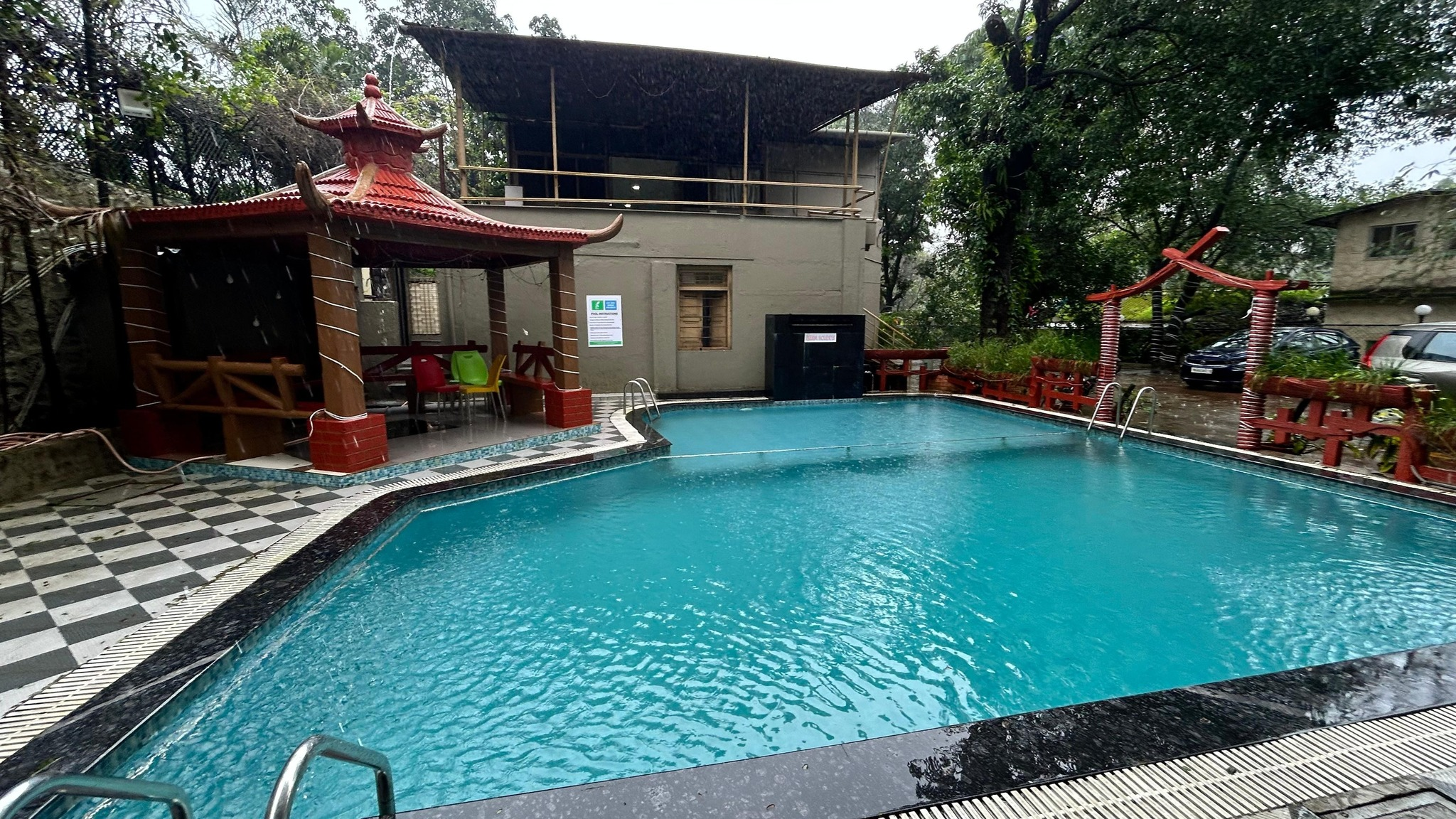 275-hotel-resort-2f3bee00-7ca2-4b4f-96f7-2ea4bf82f08d.png