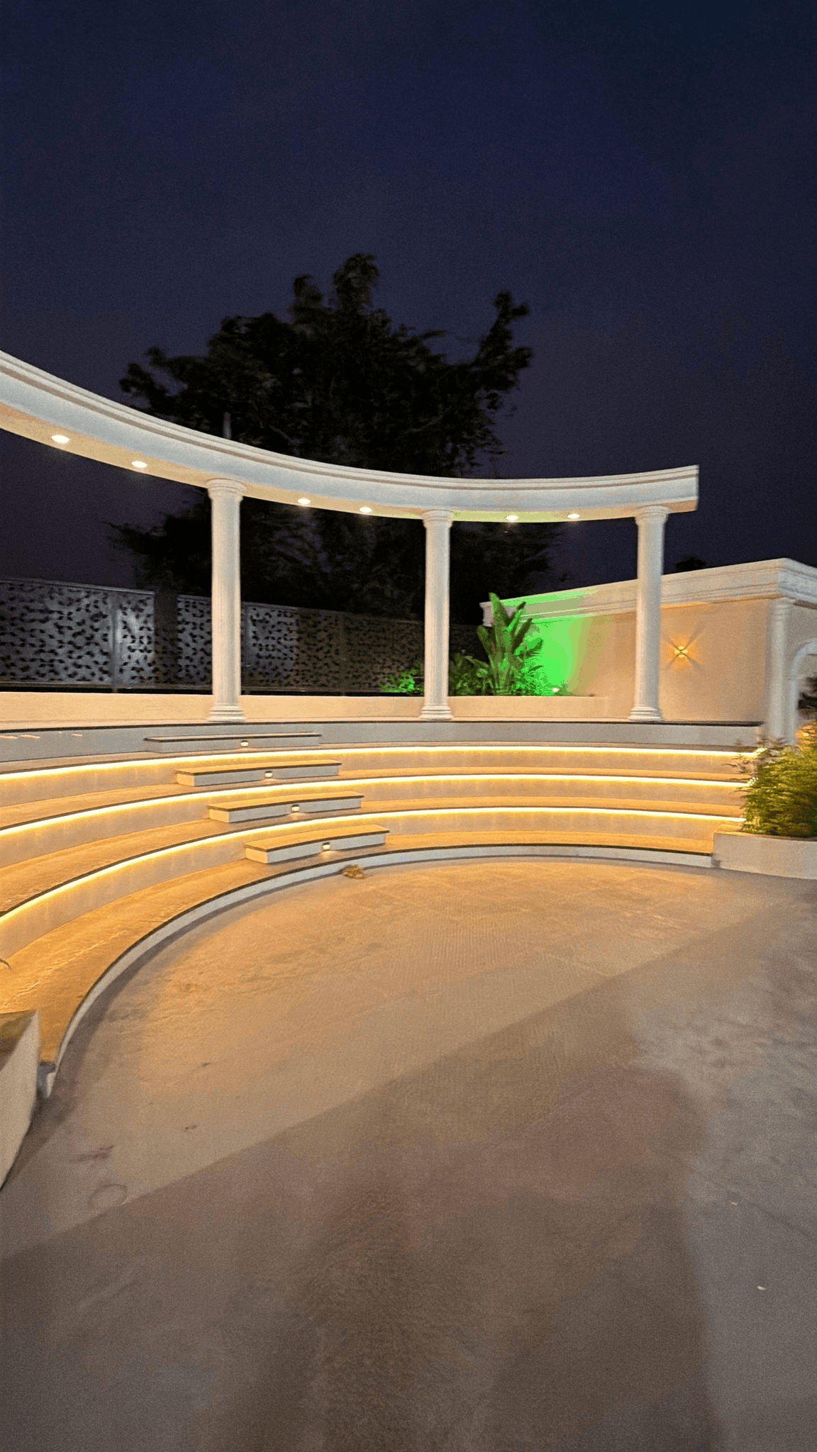 514-bungalow-98128803-4ee3-4459-bd8e-bc505521bf41.png