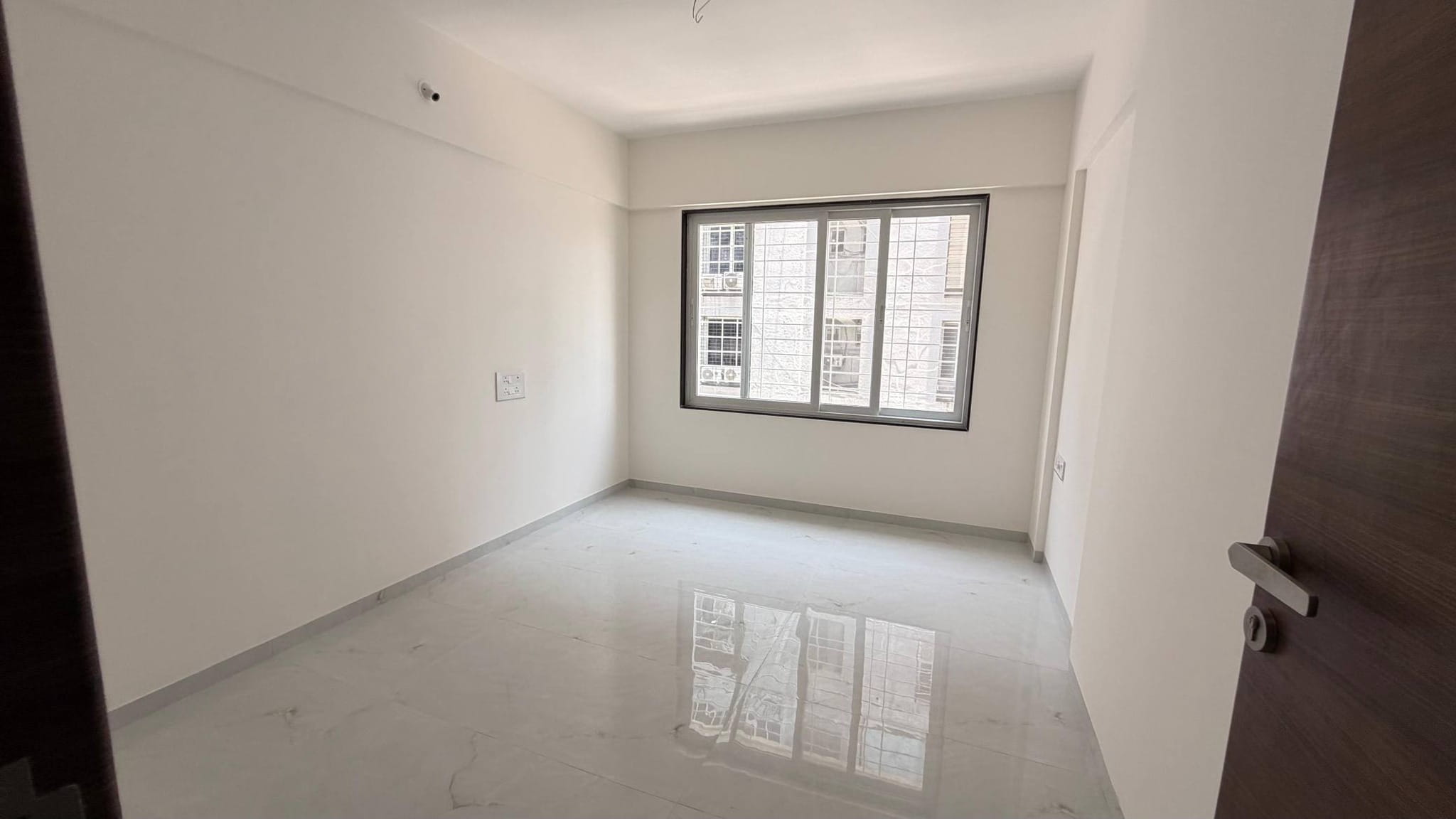 552-bungalow-03940cbe-d94a-4632-9d25-cf95ff379300.jpg