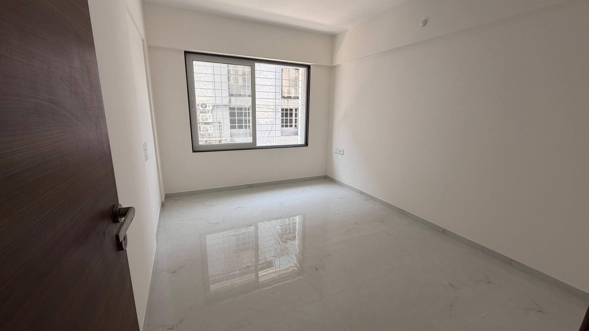 552-bungalow-a16f0c31-5d34-4dd5-bde3-8f6f248874ae.jpg
