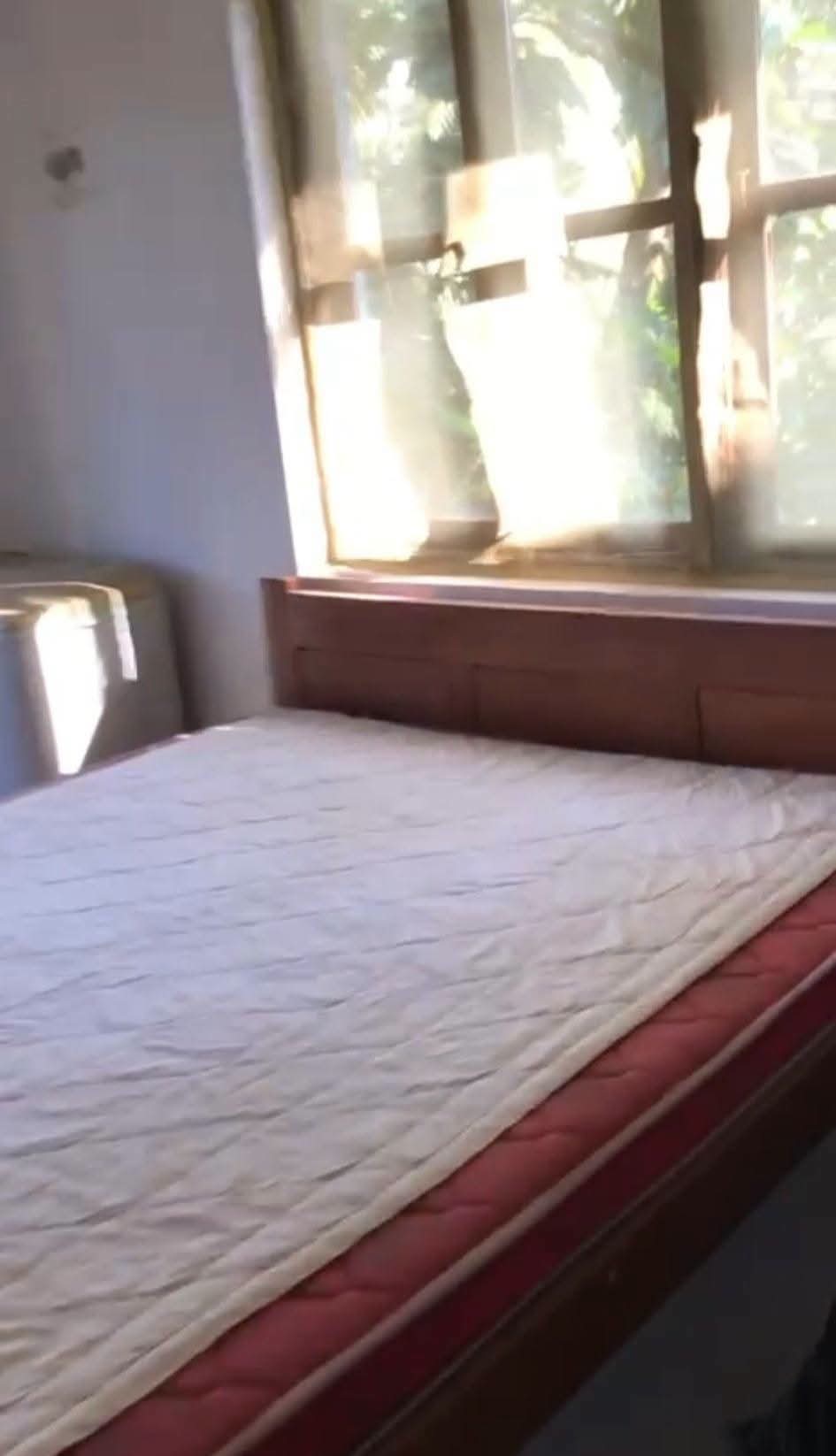 600-bungalow-790c1f26-4af6-48fc-b7aa-624b9e7eeb4a.jpg