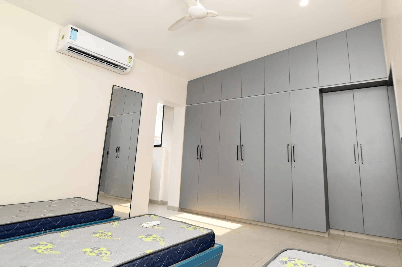 604-bungalow-2fbdc5ad-90f0-480f-b028-01cc62c86342.png