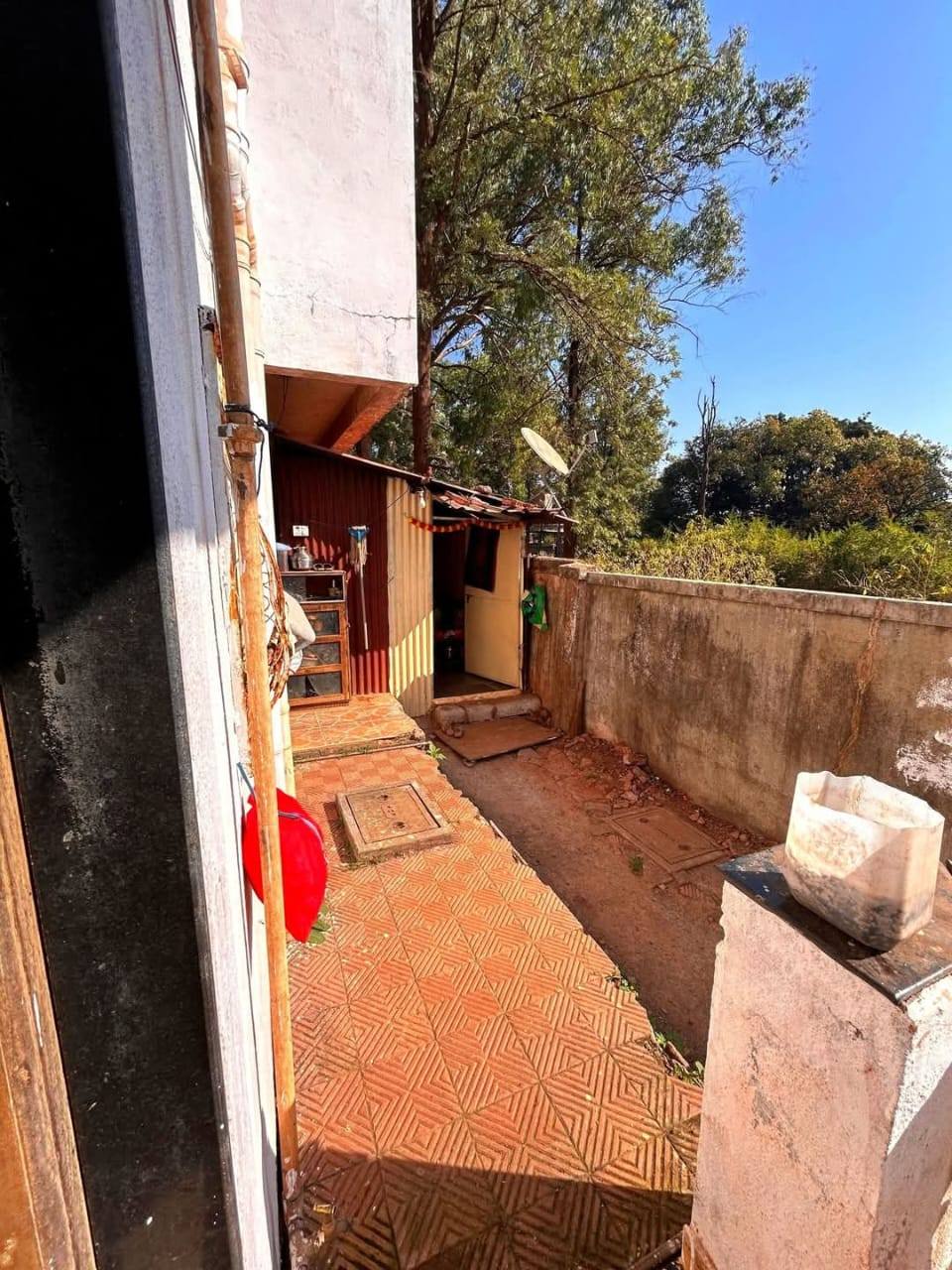 74-bungalow-1b36b921-c293-4150-9209-f76a58aac0d9.jpg