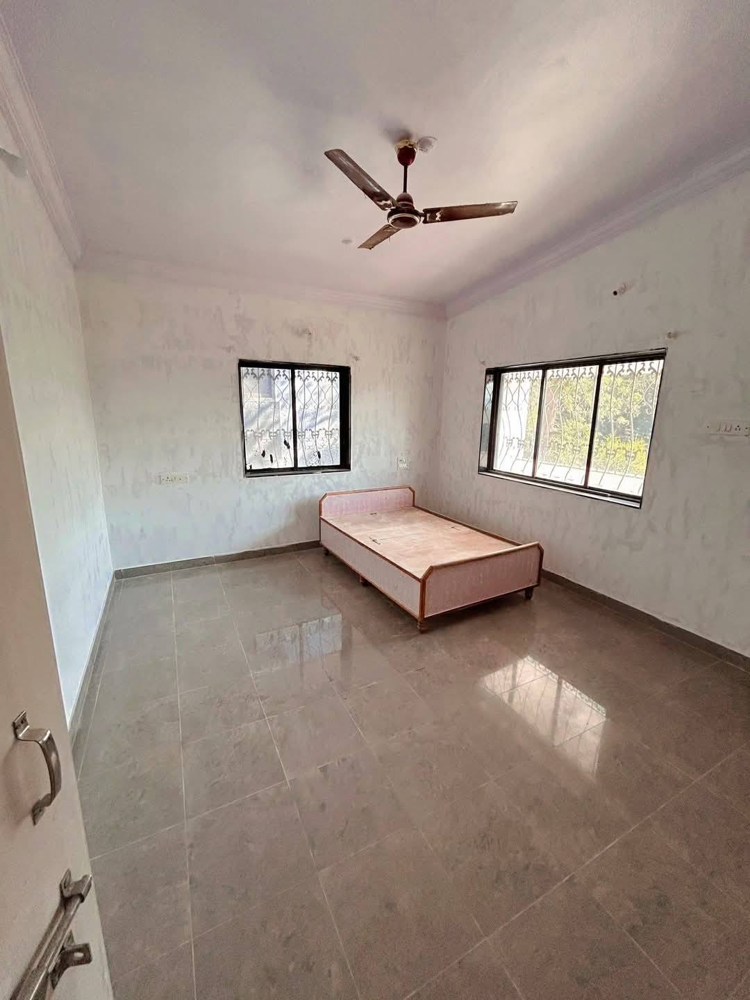 74-bungalow-d2cf269a-48e6-4b37-9238-f76caad01ba1.jpg