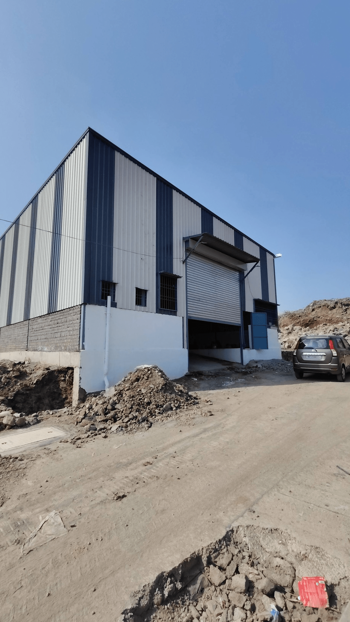 Pune-Bavdhan-Near Mumbai-Bangalore Highway - 6500 SQFT Godown on Lease