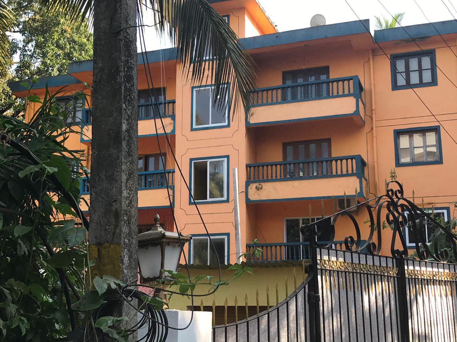 North Goa-Candolim Beach-Behind Hotel Novotel - 3 BHK (1800 SQFT) Flat with Balcony for Sale