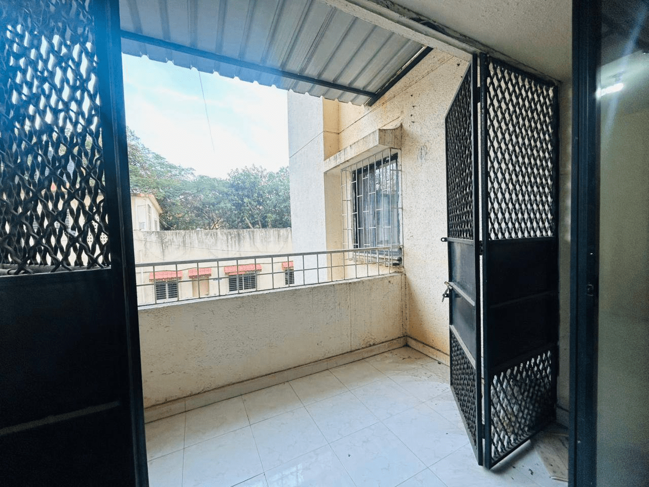 Pune-Bhusari Colony - 1 BHK(650 SQFT) Flat for Sale