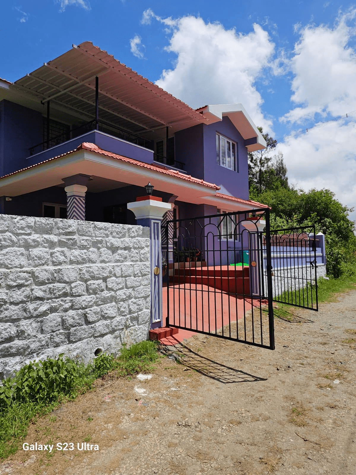 Ooty-West Mere - 4 BHK Beautiful Bungalow