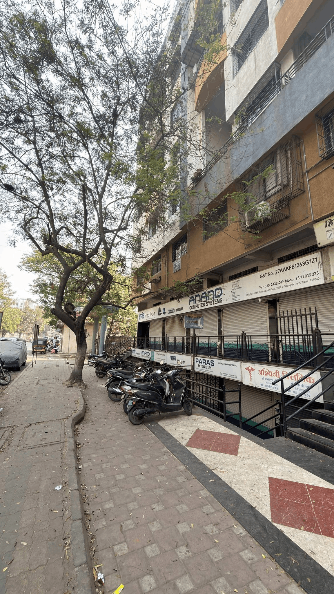 Pune-Lokmanya Nagar-Swamipuram Society - 650 SQFT Office for Sale / Rent